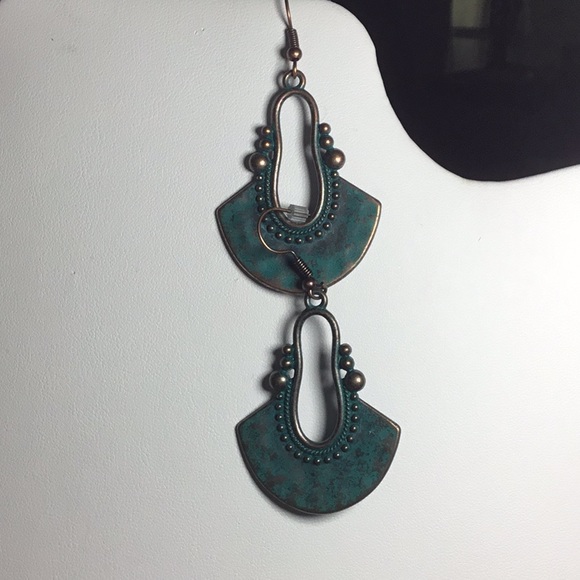 ♥️💛💙Boho Bronze Hand Crafted Earrings💙♥️💛 - Picture 2 of 3